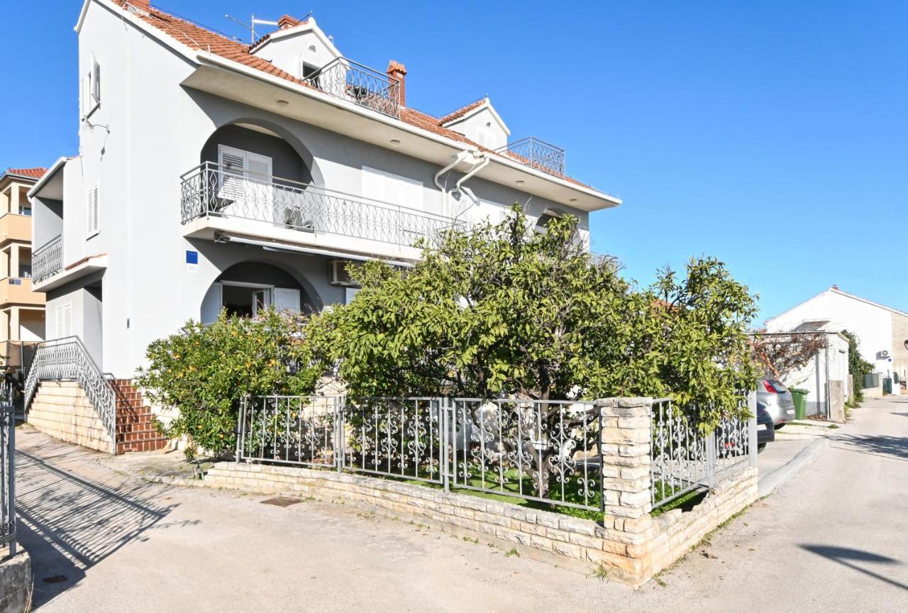 Holiday House Vukman Trogir Exterior photo