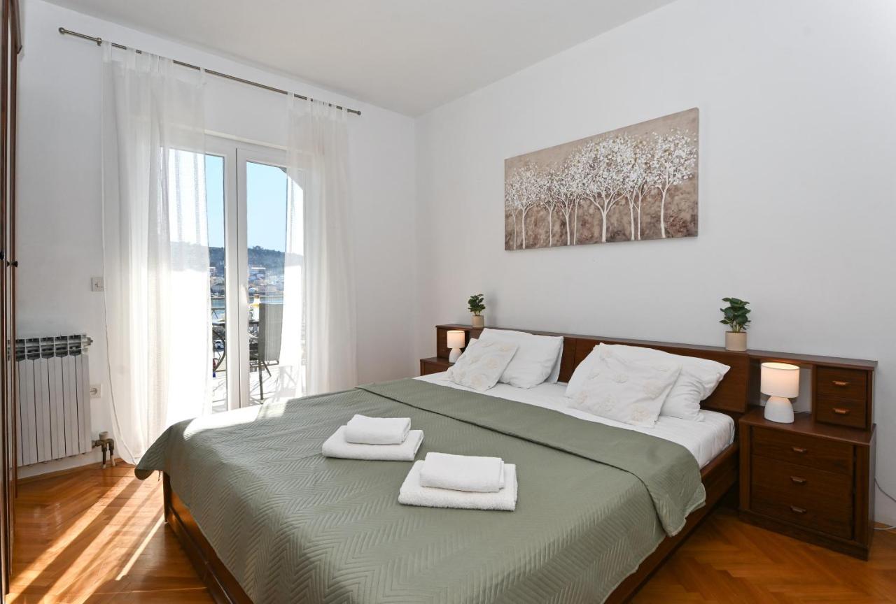 Holiday House Vukman Trogir Exterior photo