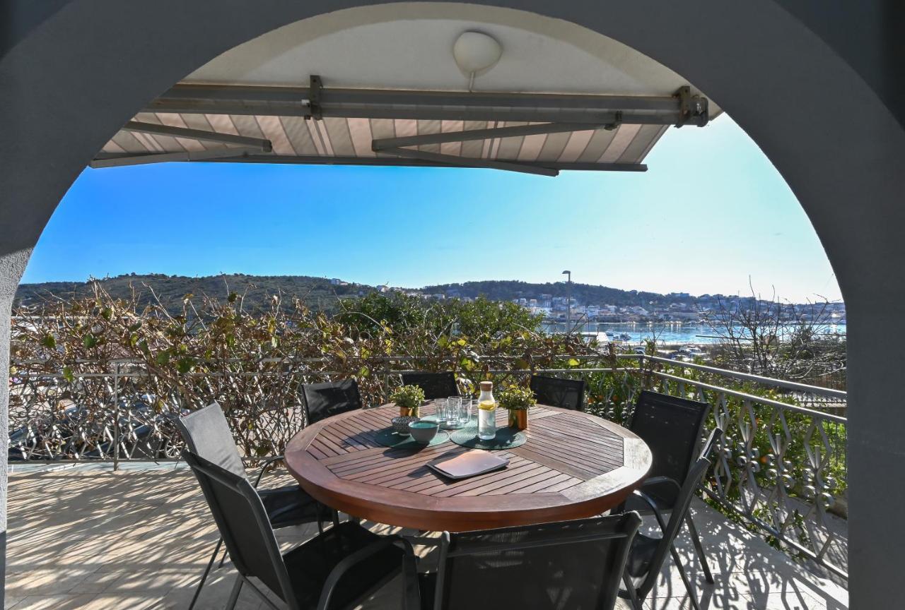 Holiday House Vukman Trogir Exterior photo